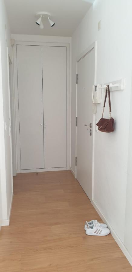 Apartamento 5Min Walk From Subway Station & Free Parking Lisboa Exterior foto